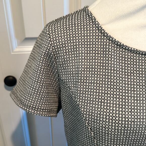 Le Lis XL Teylyn Textured Knit Dress NWOT - Picture 5 of 11